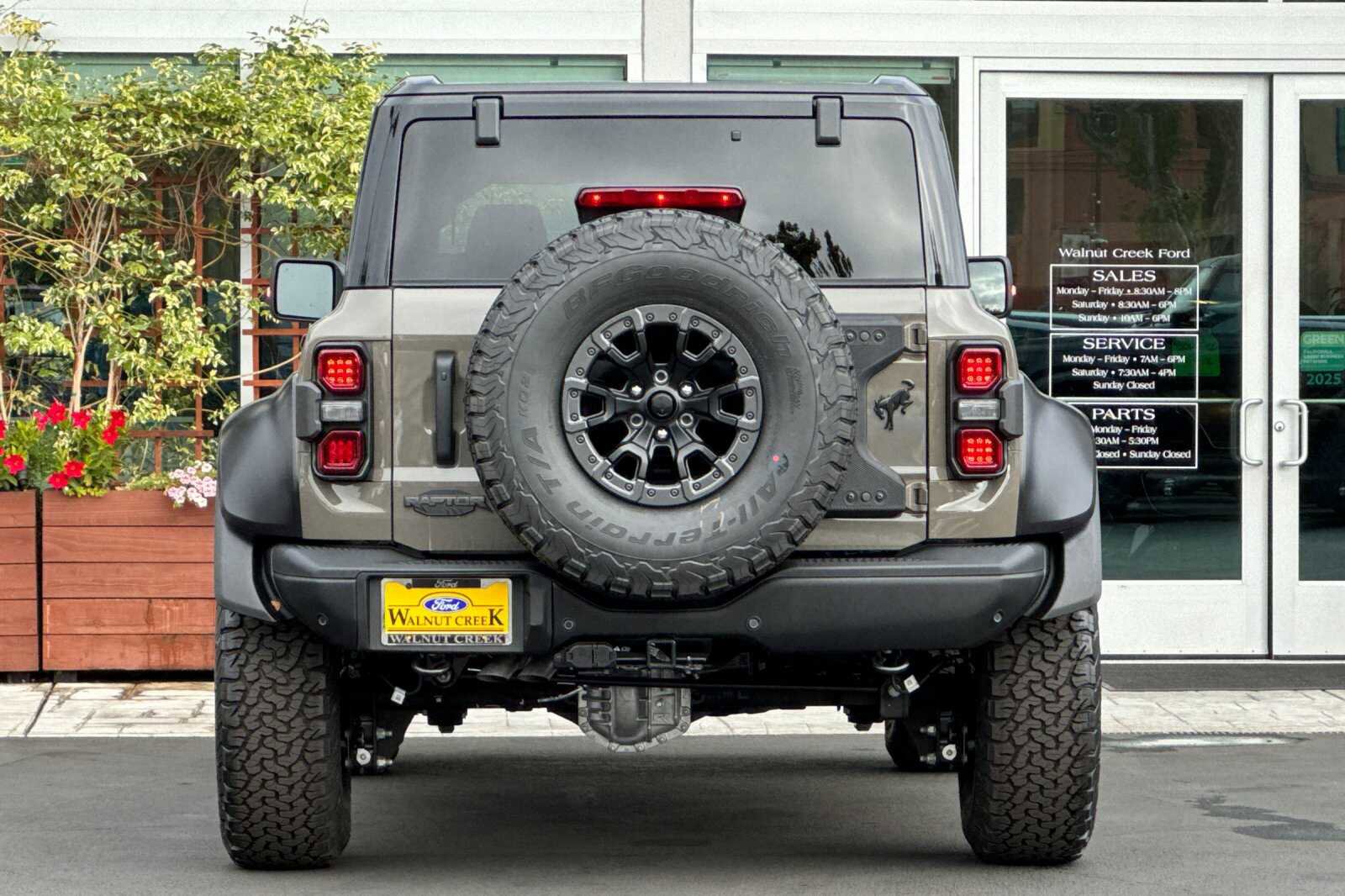 New 2025 Ford Bronco Raptor image 5