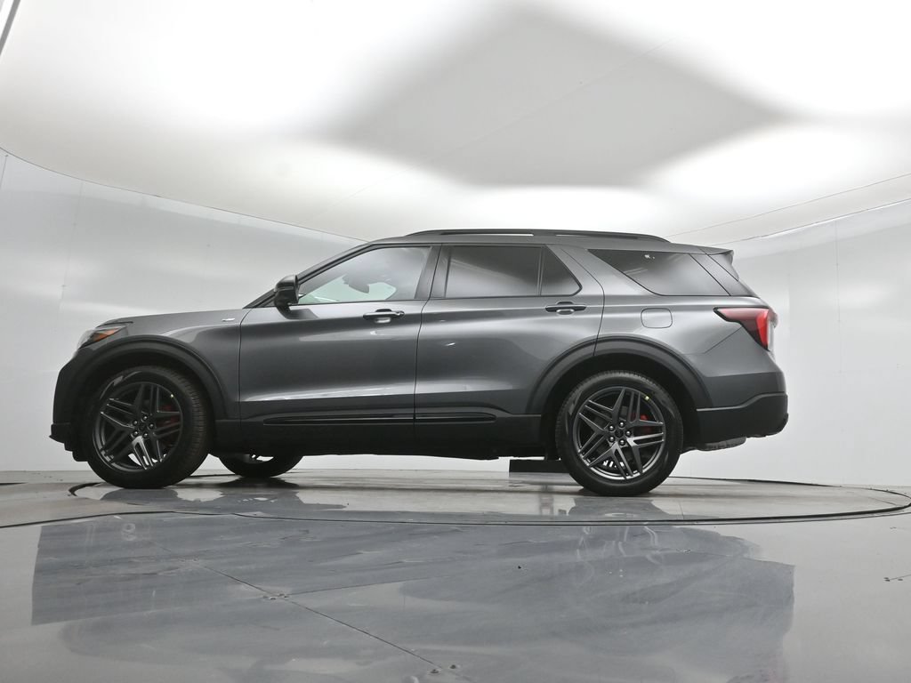 New 2026 Ford Explorer ST-Line w/ ST-Line Street Pack RWD image 51