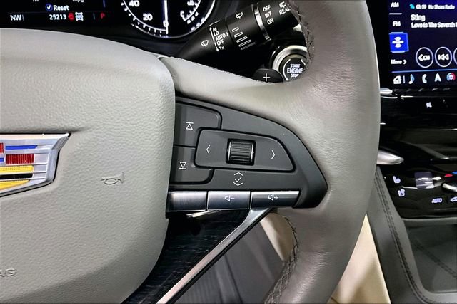 Used 2024 Cadillac XT6 Premium Luxury w/ LPO, Floor Liner Package AWD/4WD image 22