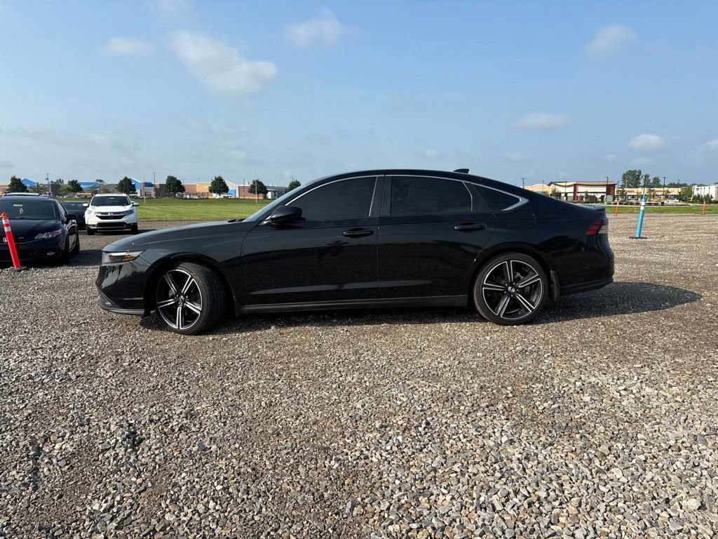 Used 2025 Honda Accord Sport image 8