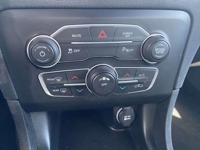 Used 2022 Dodge Charger SXT image 25