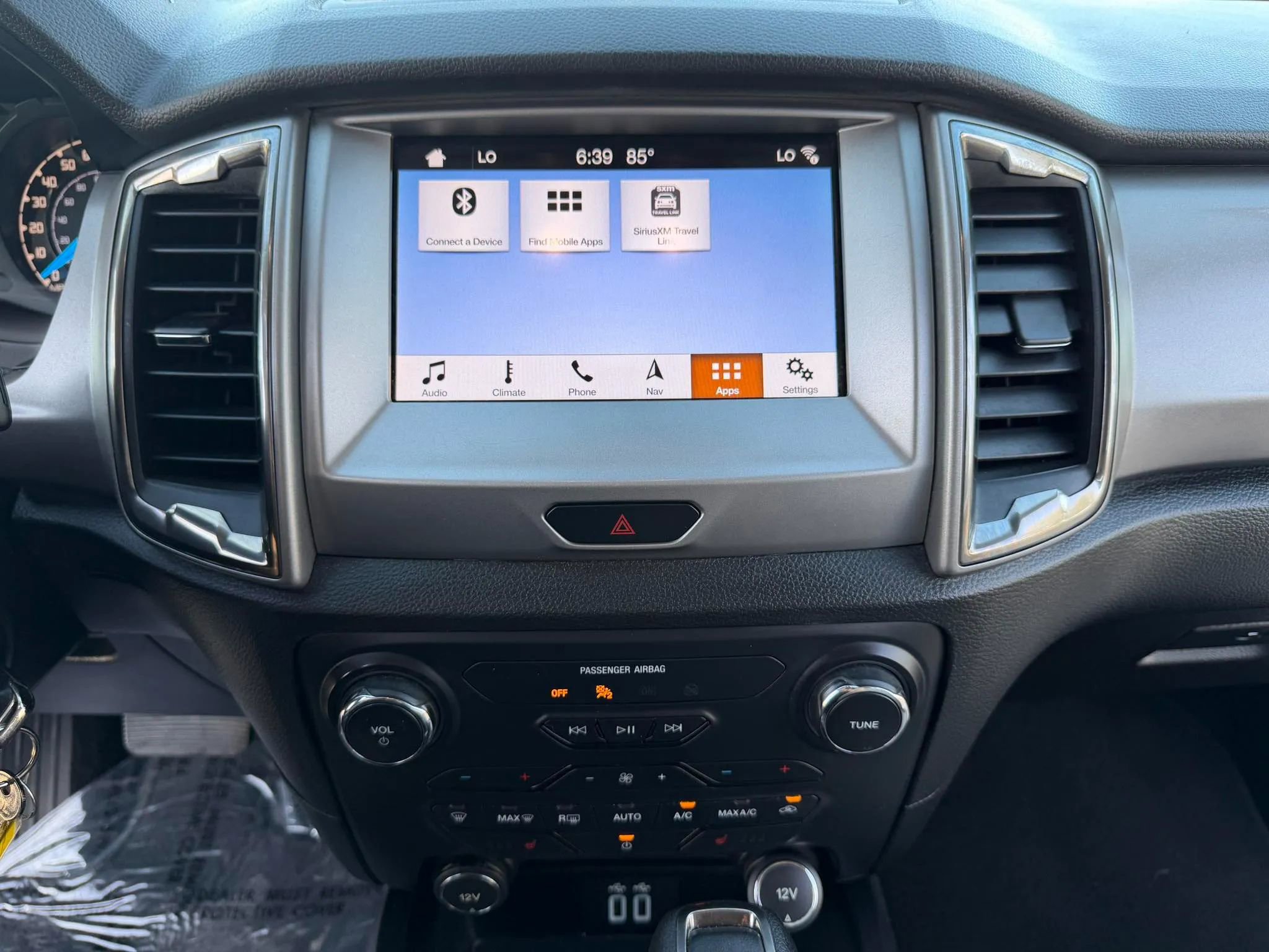 Used 2019 Ford Ranger XLT w/ Equipment Group 302A Luxury image 15