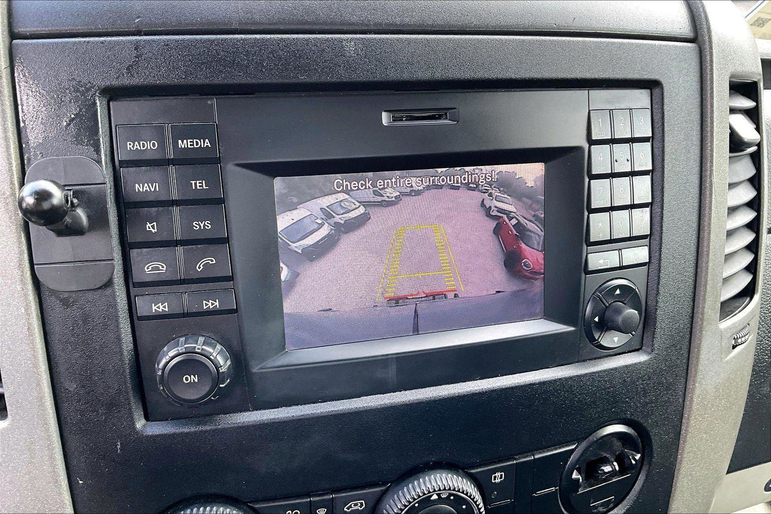 Used 2018 Mercedes-Benz Sprinter 2500 image 11