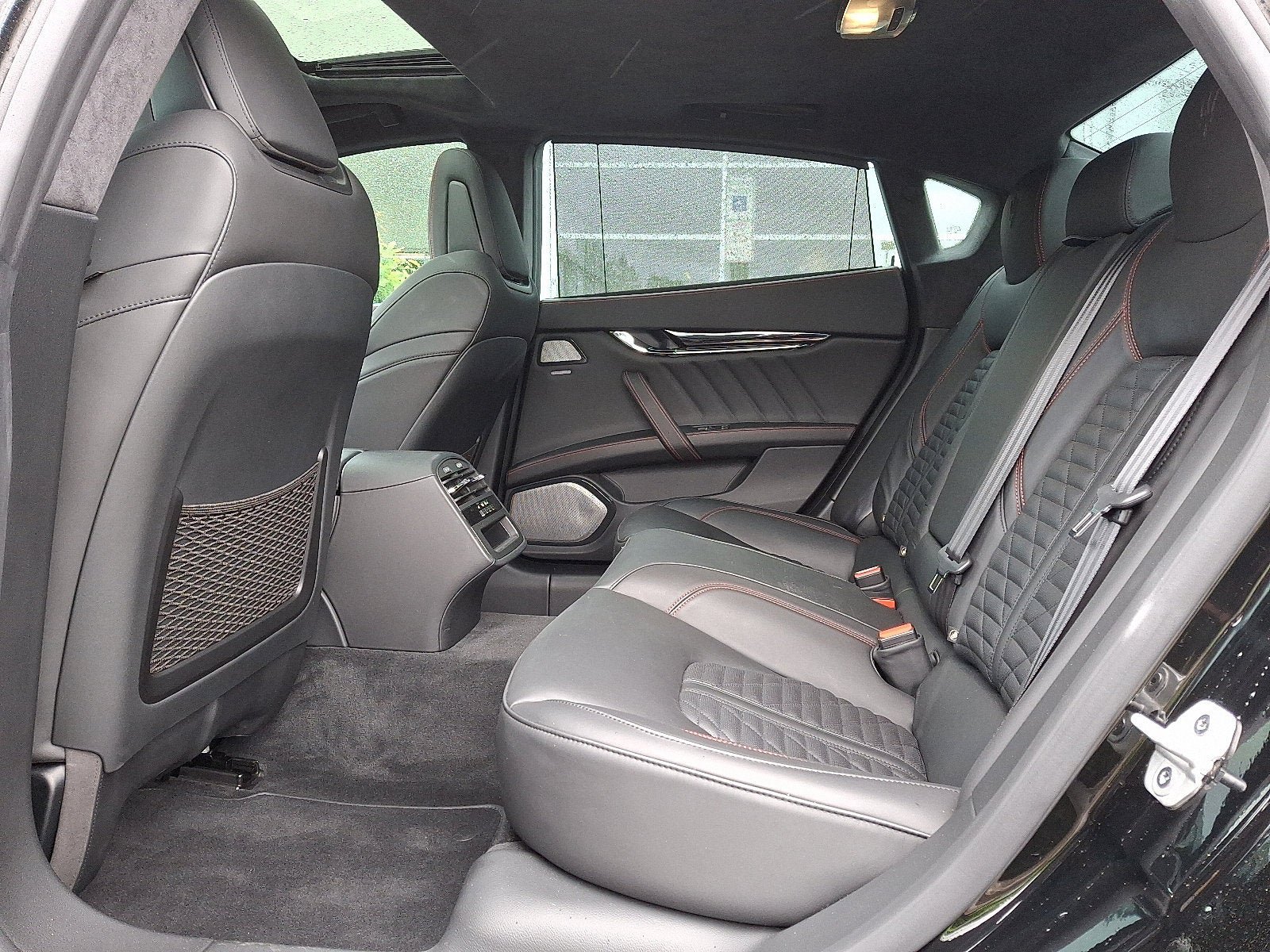 Used 2021 Maserati Quattroporte Trofeo RWD image 10