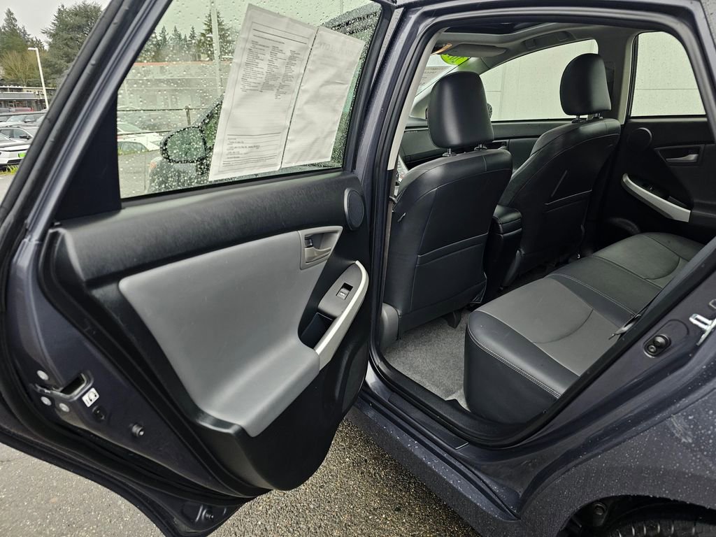 Used 2015 Toyota Prius Four w/ Deluxe Solar Roof Package image 15