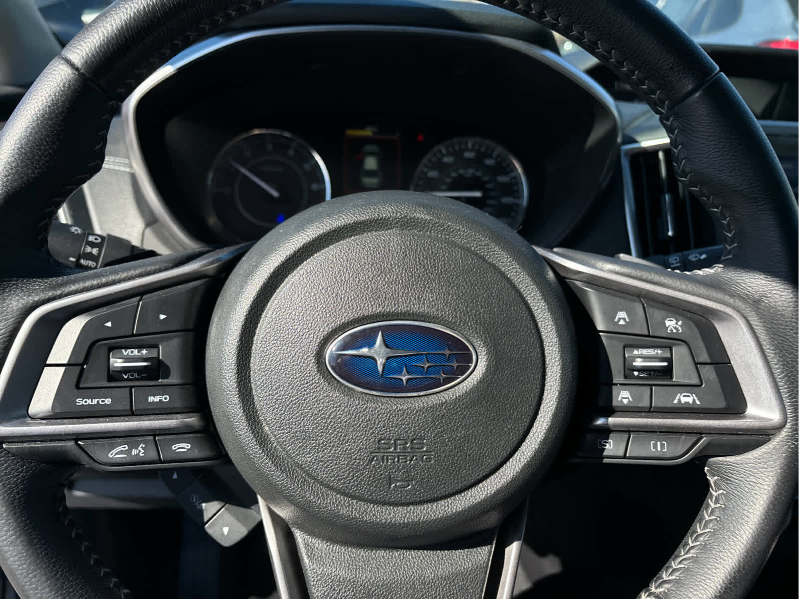 Used 2022 Subaru Impreza 2.0i Limited image 13