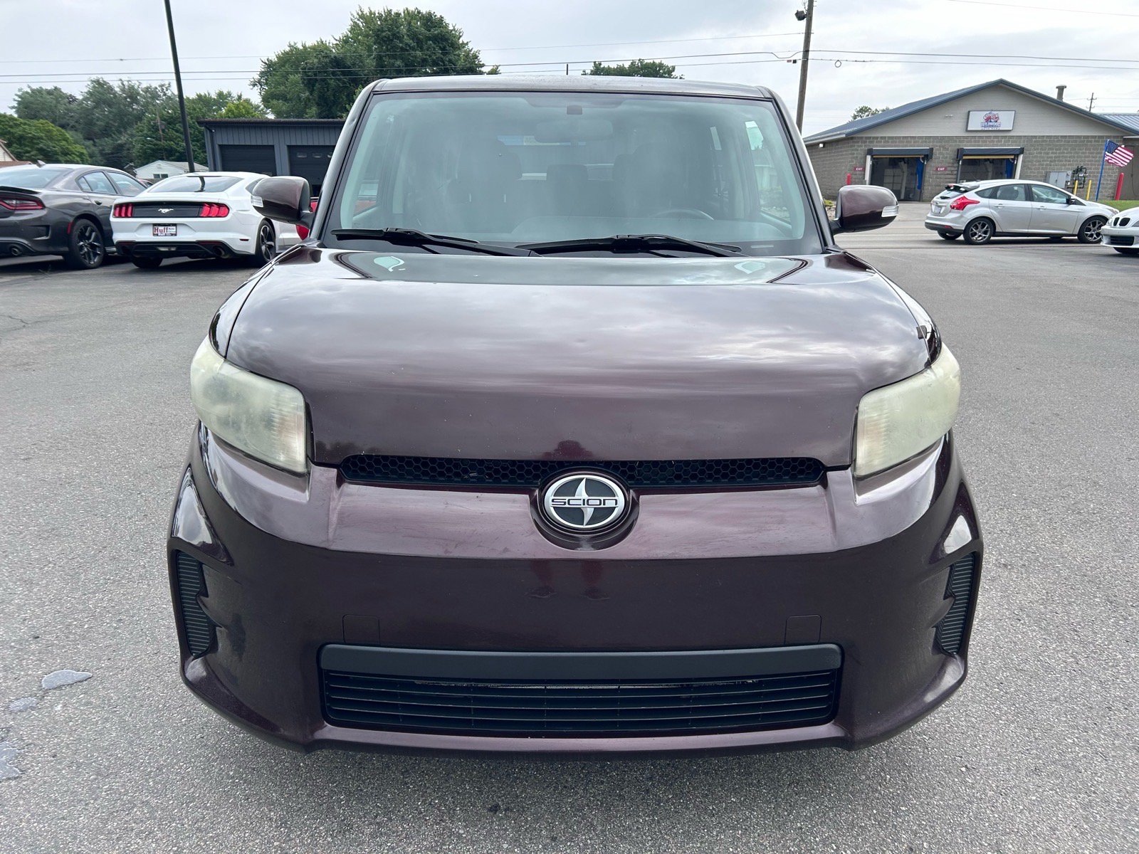 Used 2012 Scion xB FWD image 3