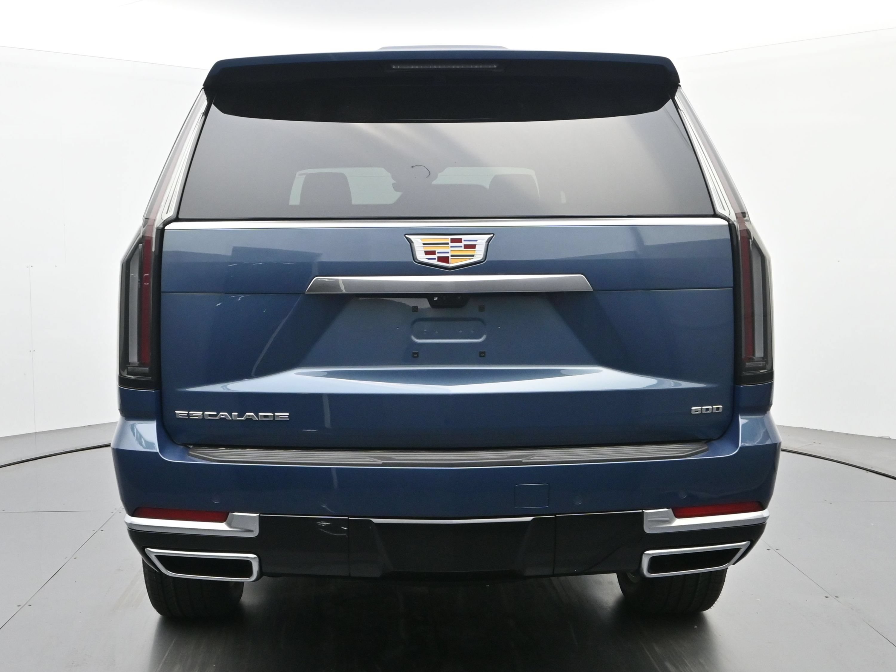 New 2026 Cadillac Escalade Luxury w/ Touring Package AWD/4WD image 4