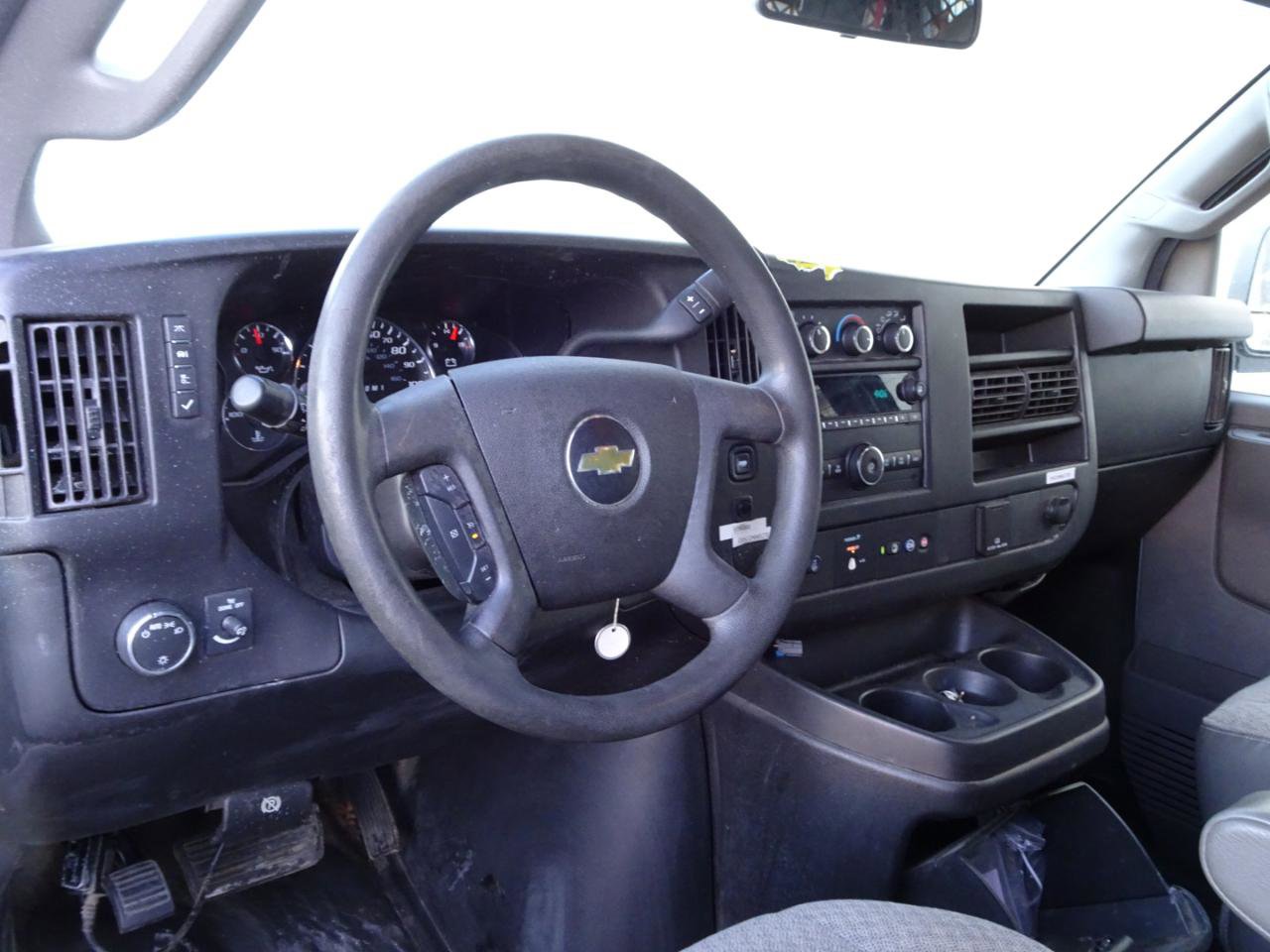 Used 2018 Chevrolet Express 2500 w/ Driver Convenience Package image 12