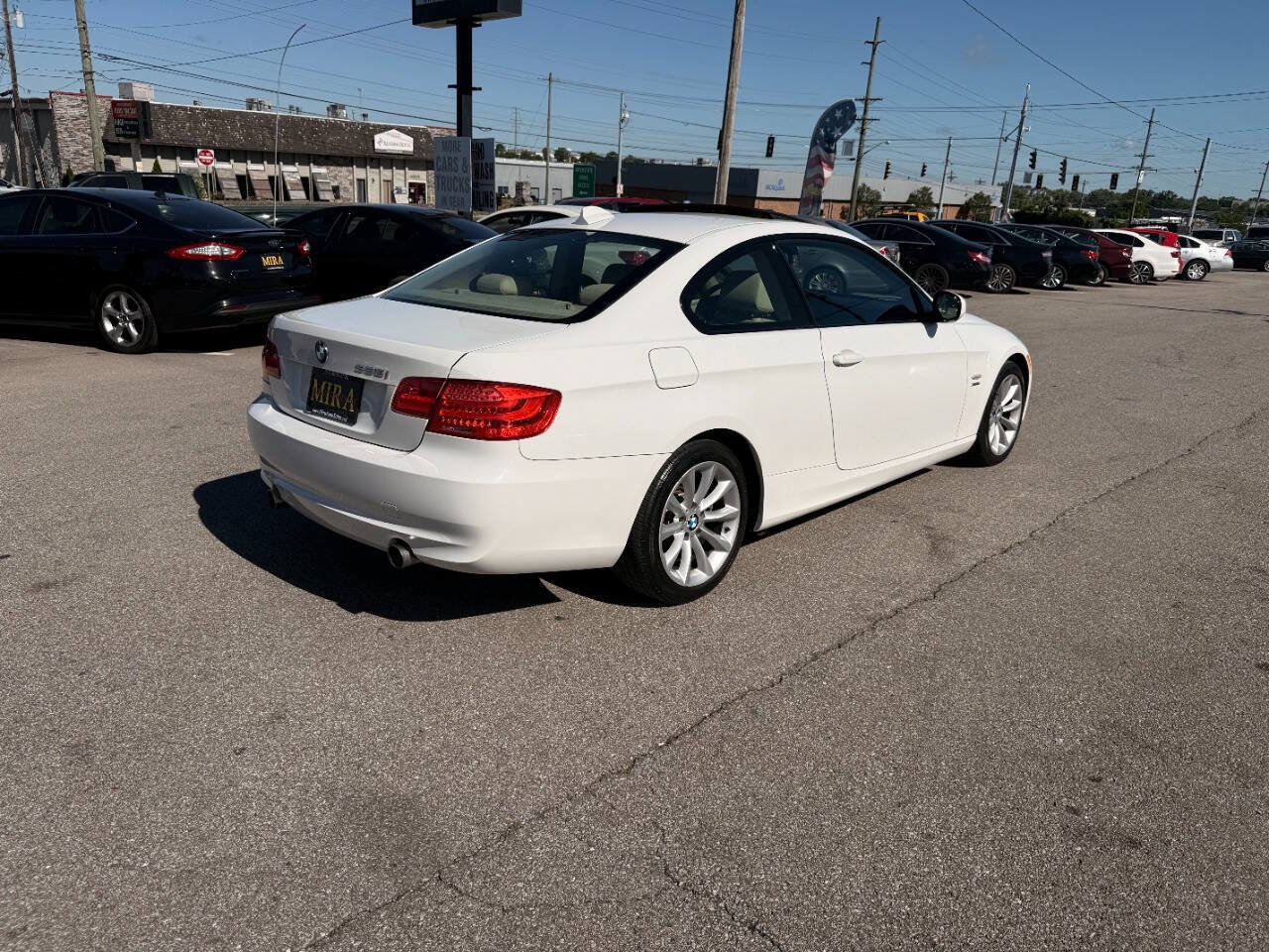 Used 2011 BMW 335i xDrive Coupe w/ Premium Pkg AWD/4WD image 6