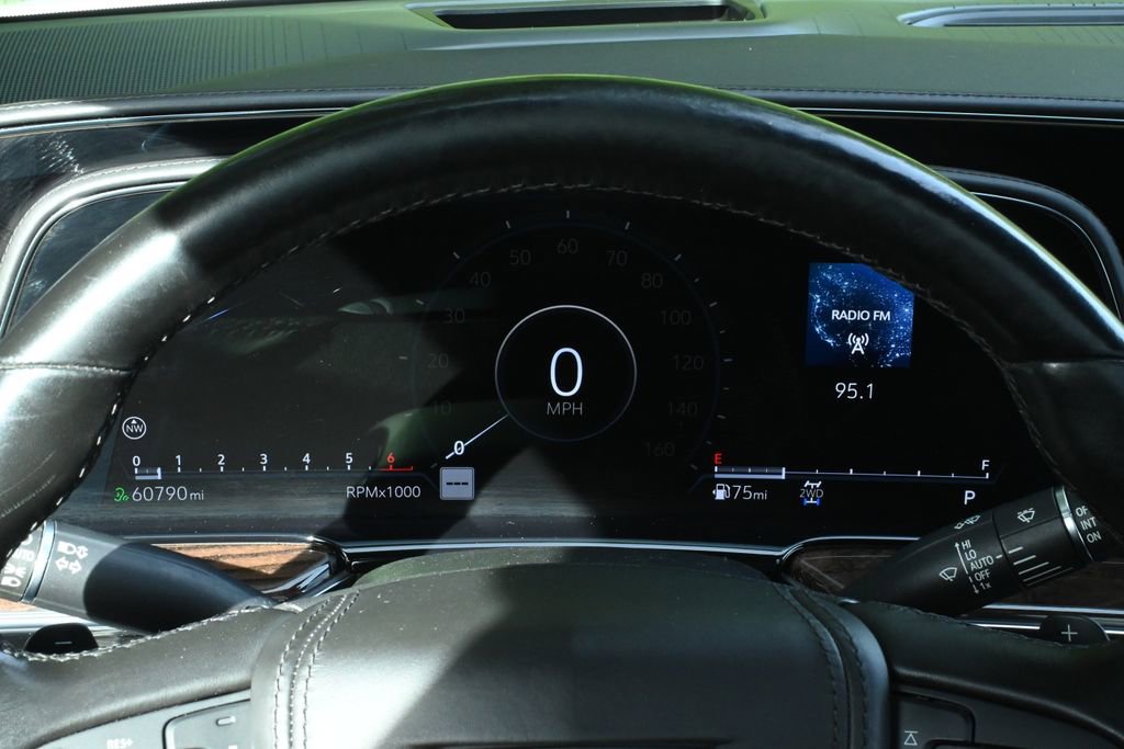 Used 2021 Cadillac Escalade Sport Platinum w/ Heavy-Duty Trailer Package image 20