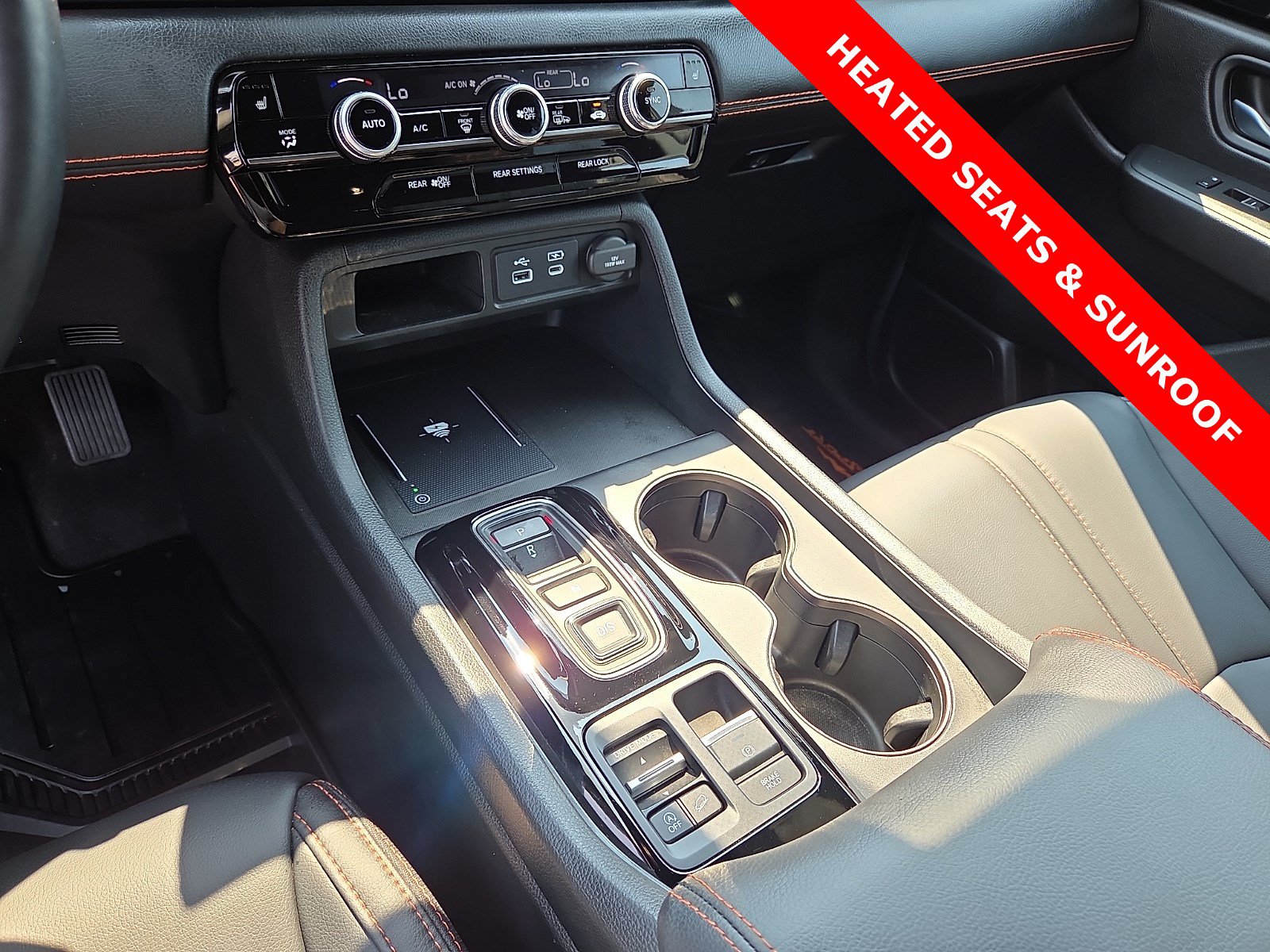 Used 2025 Honda Pilot TrailSport image 25