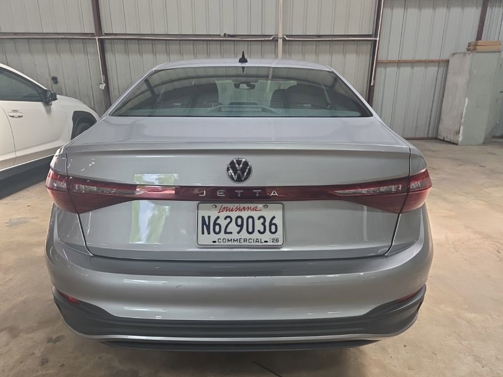 Used 2025 Volkswagen Jetta Sport image 8