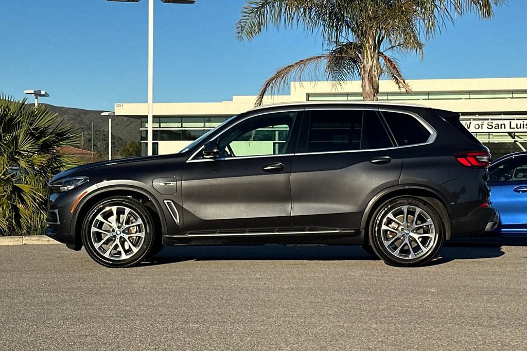 Used 2022 BMW X5 xDrive45e w/ Parking Assistance Package image 6