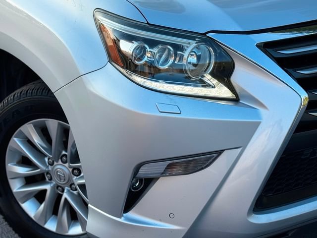 Used 2014 Lexus GX 460 w/ Premium Package AWD/4WD image 22