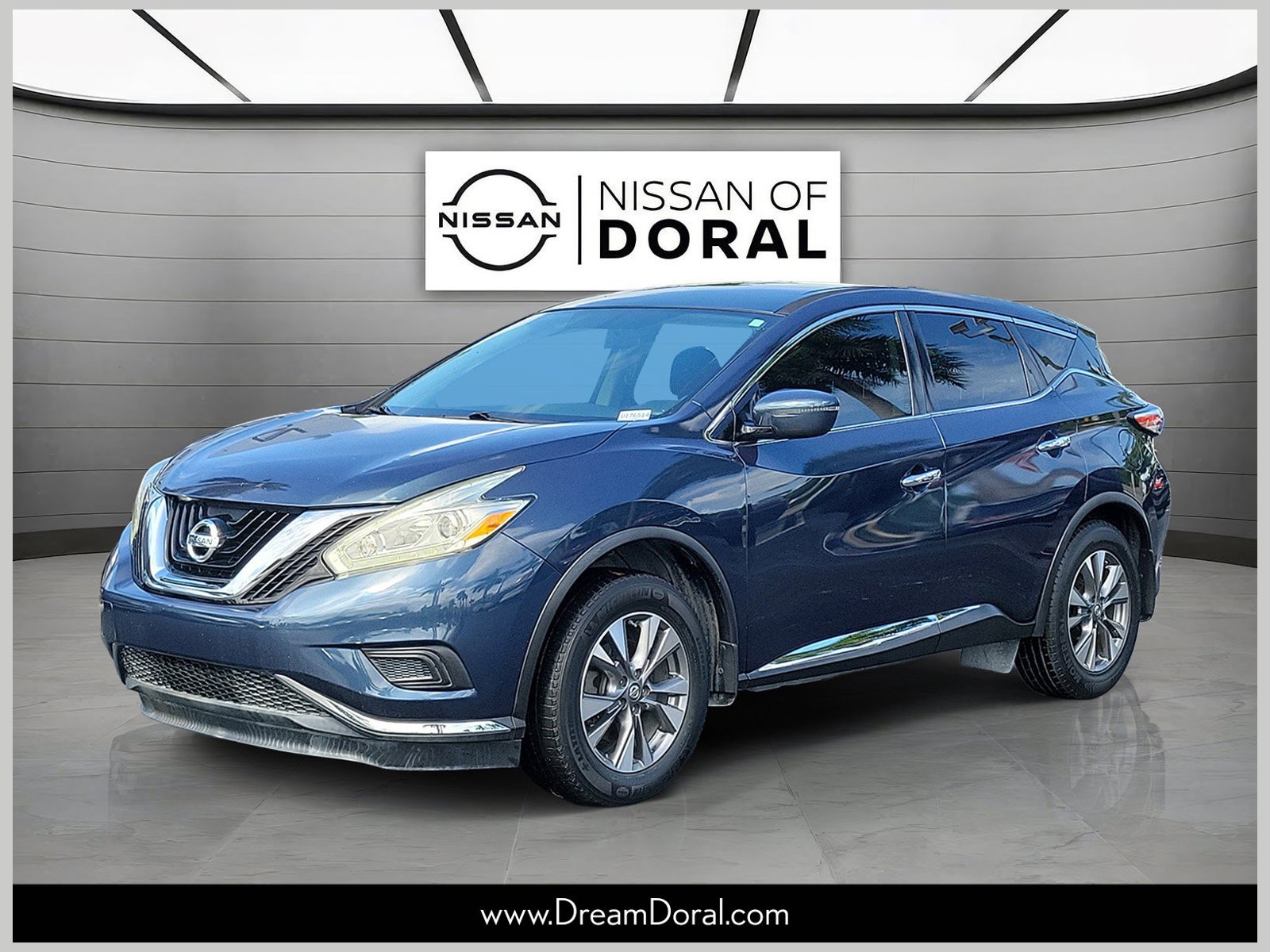 Used 2017 Nissan Murano S w/ Navigation Package FWD image 1
