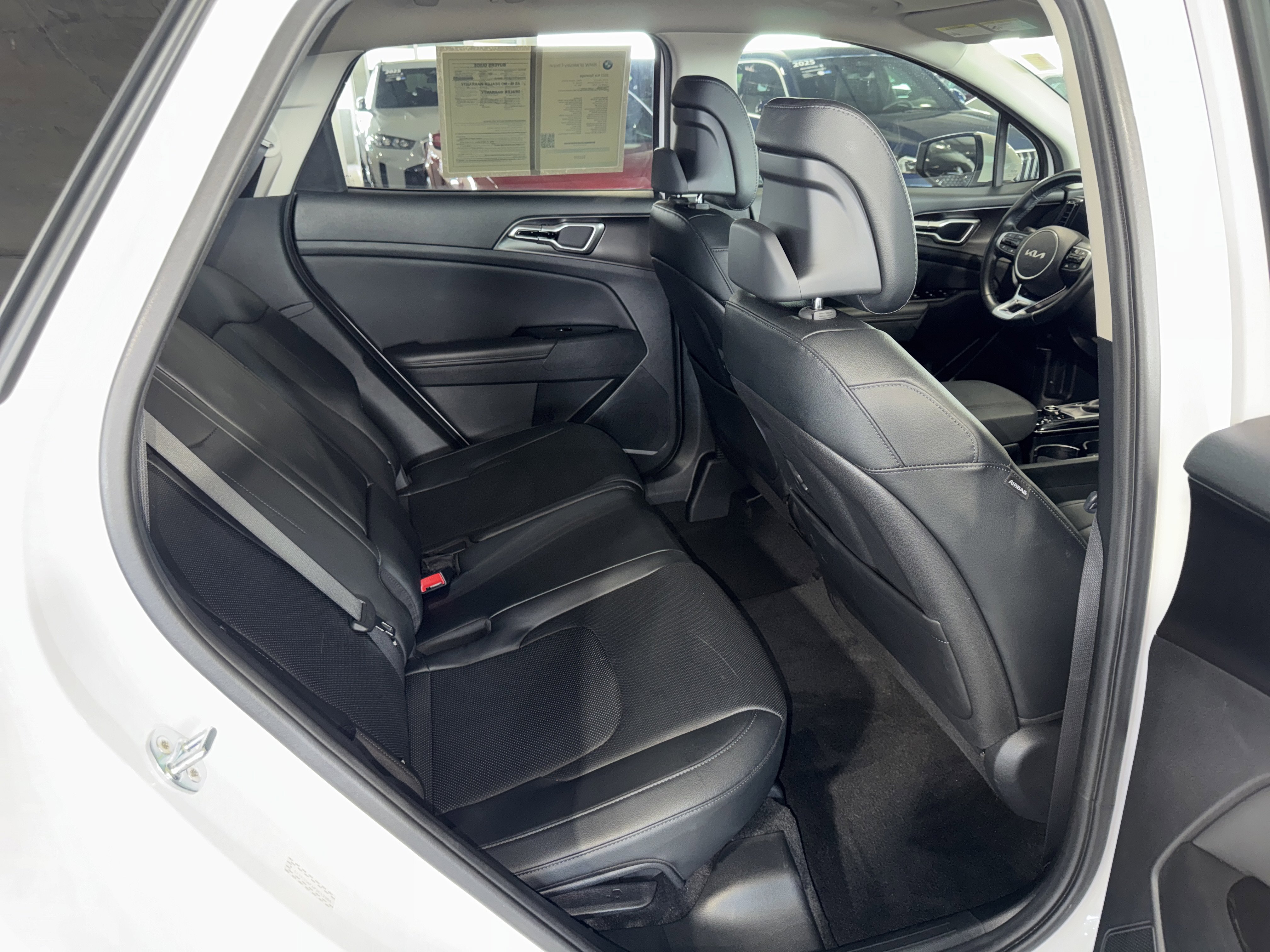 Used 2023 Kia Sportage EX FWD image 12
