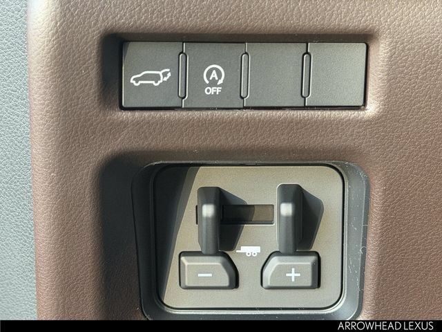 New 2026 Lexus LX 600 4WD w/ Luxury Package image 19