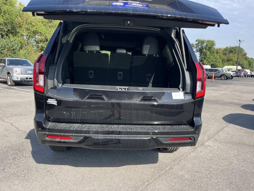 New 2027 Ford Expedition Platinum w/ Stealth Performance Package AWD/4WD image 14