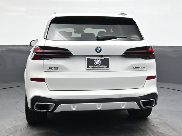 Used 2026 BMW X5 xDrive40i w/ M Sport Package AWD/4WD image 6