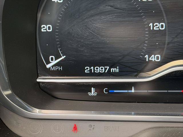 Used 2023 GMC Yukon XL SLE AWD/4WD image 28