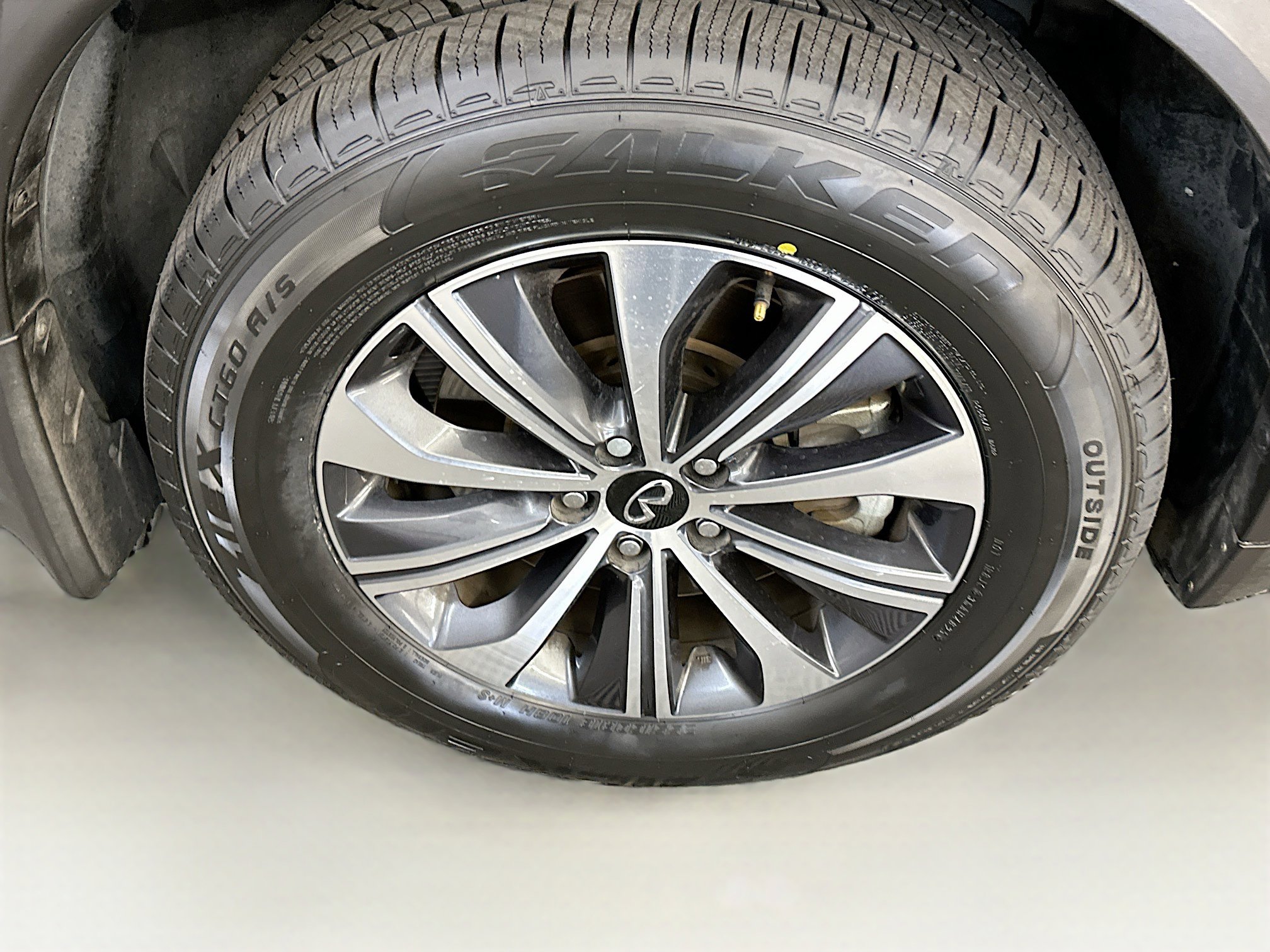 Used 2024 INFINITI QX60 Pure image 11