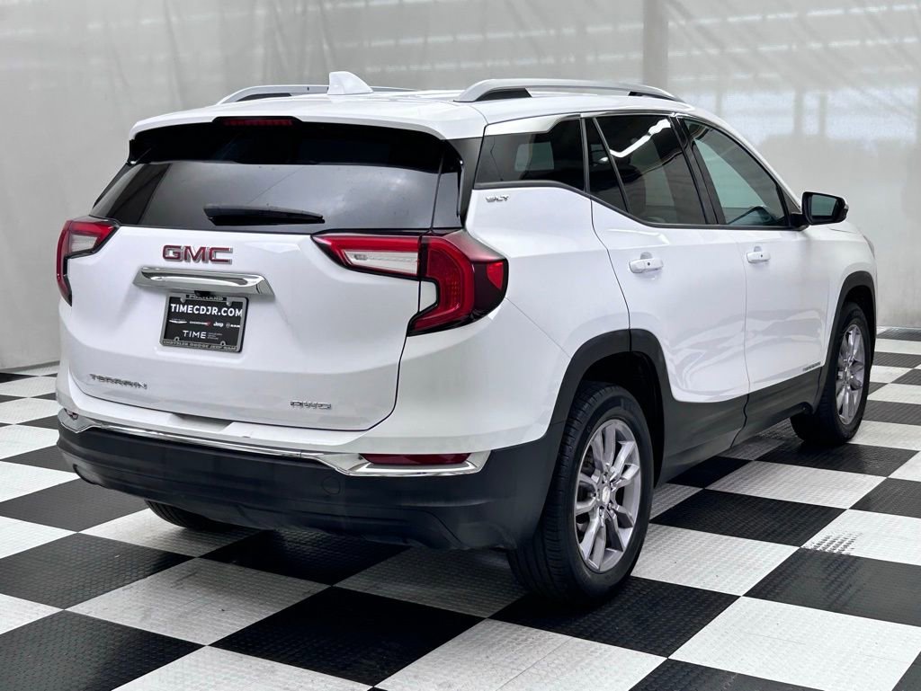 Used 2023 GMC Terrain SLT image 8