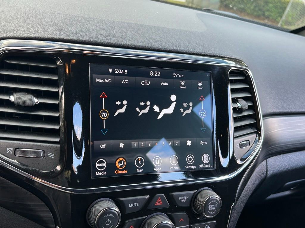 Certified 2022 Jeep Grand Cherokee Laredo E image 21