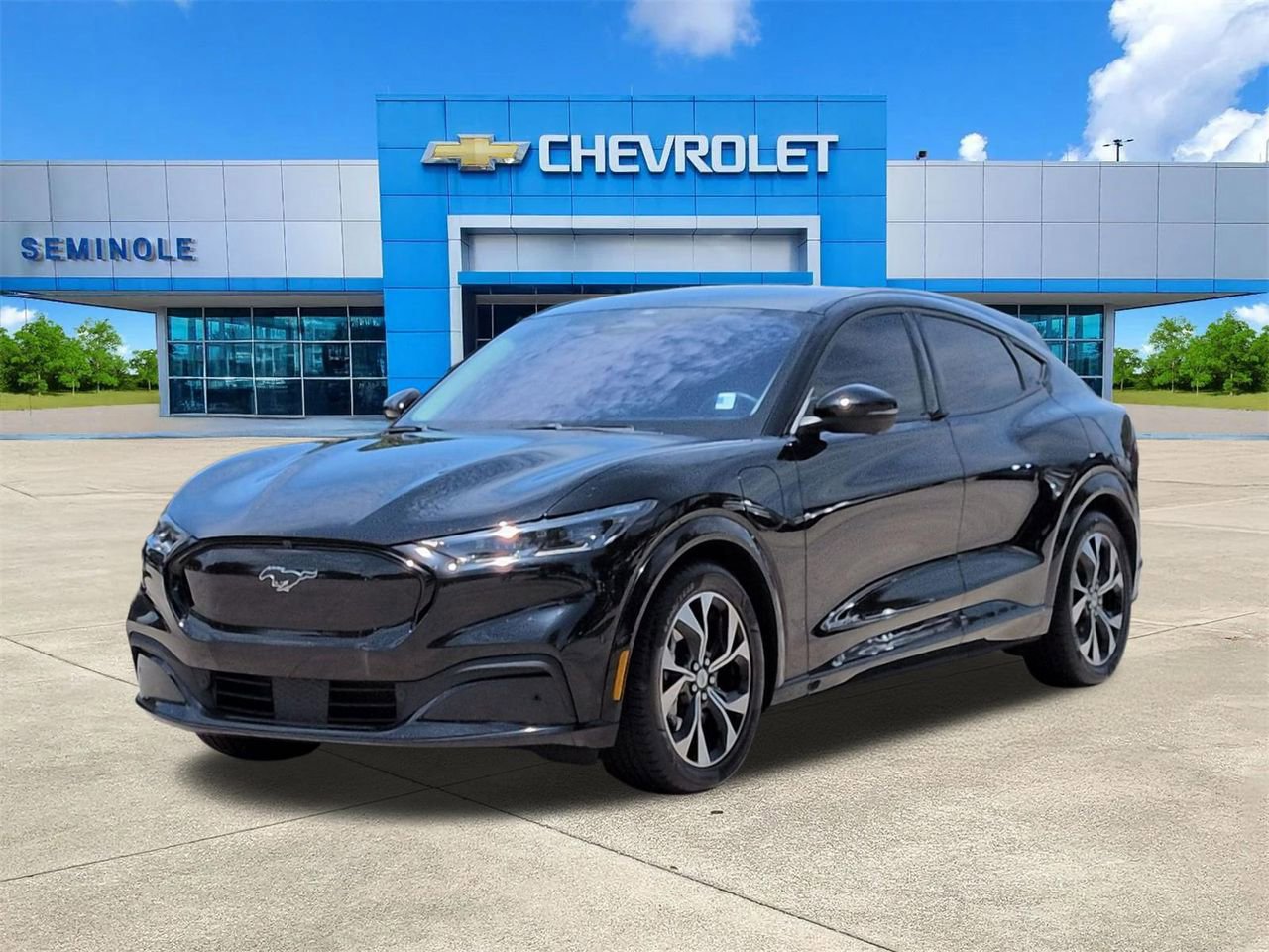 Used 2022 Ford Mustang Mach-E Premium RWD image 2