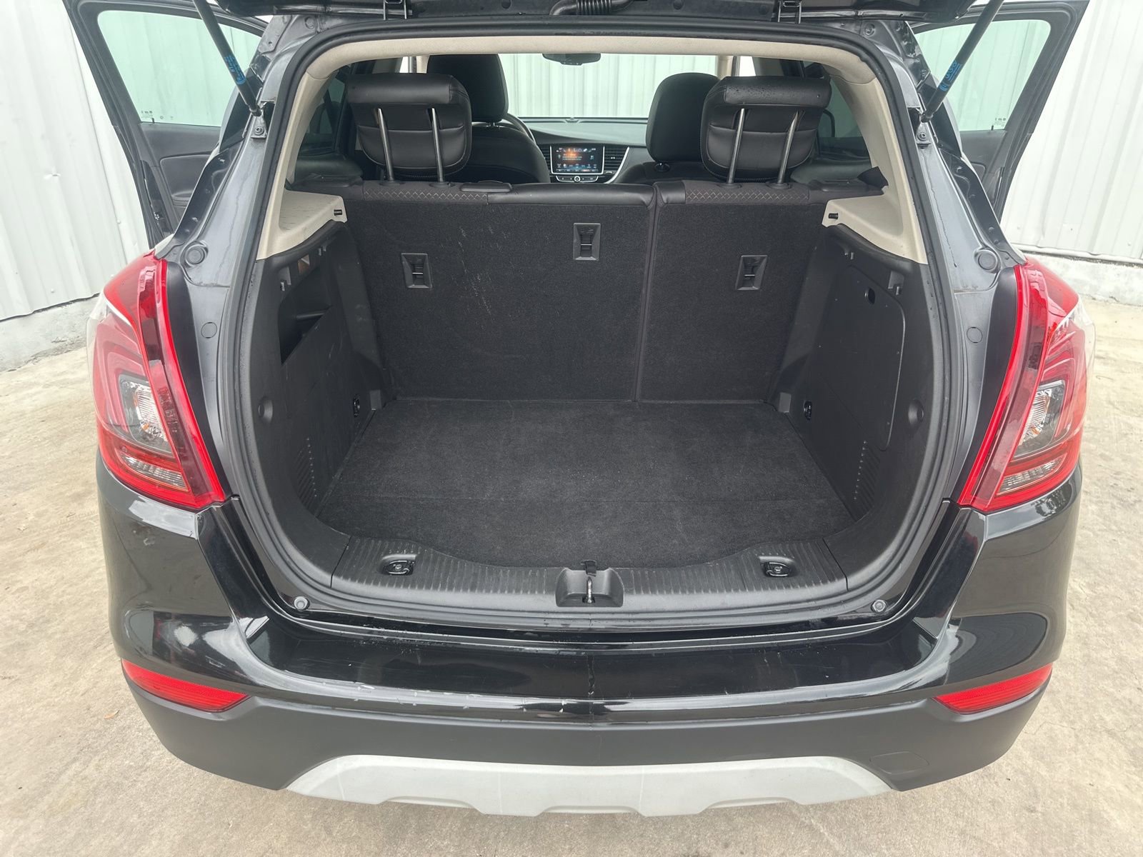 Used 2020 Buick Encore Preferred FWD image 8