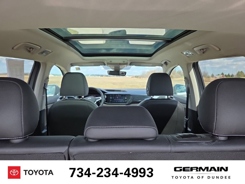 Used 2022 Volkswagen Taos SEL w/ Panoramic Sunroof Package image 21