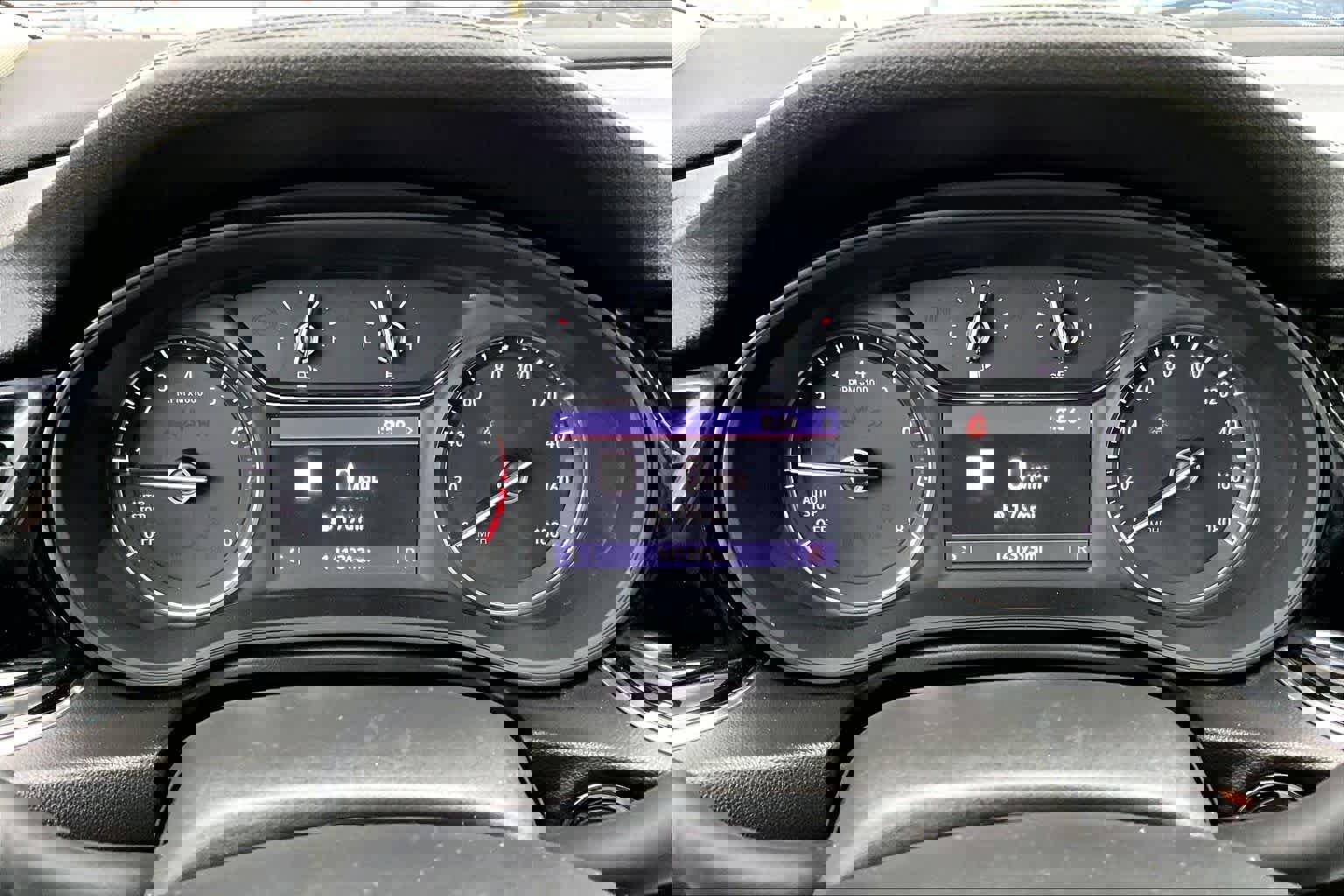 Used 2018 Buick Regal Essence w/ Driver Confidence Package #1 image 27