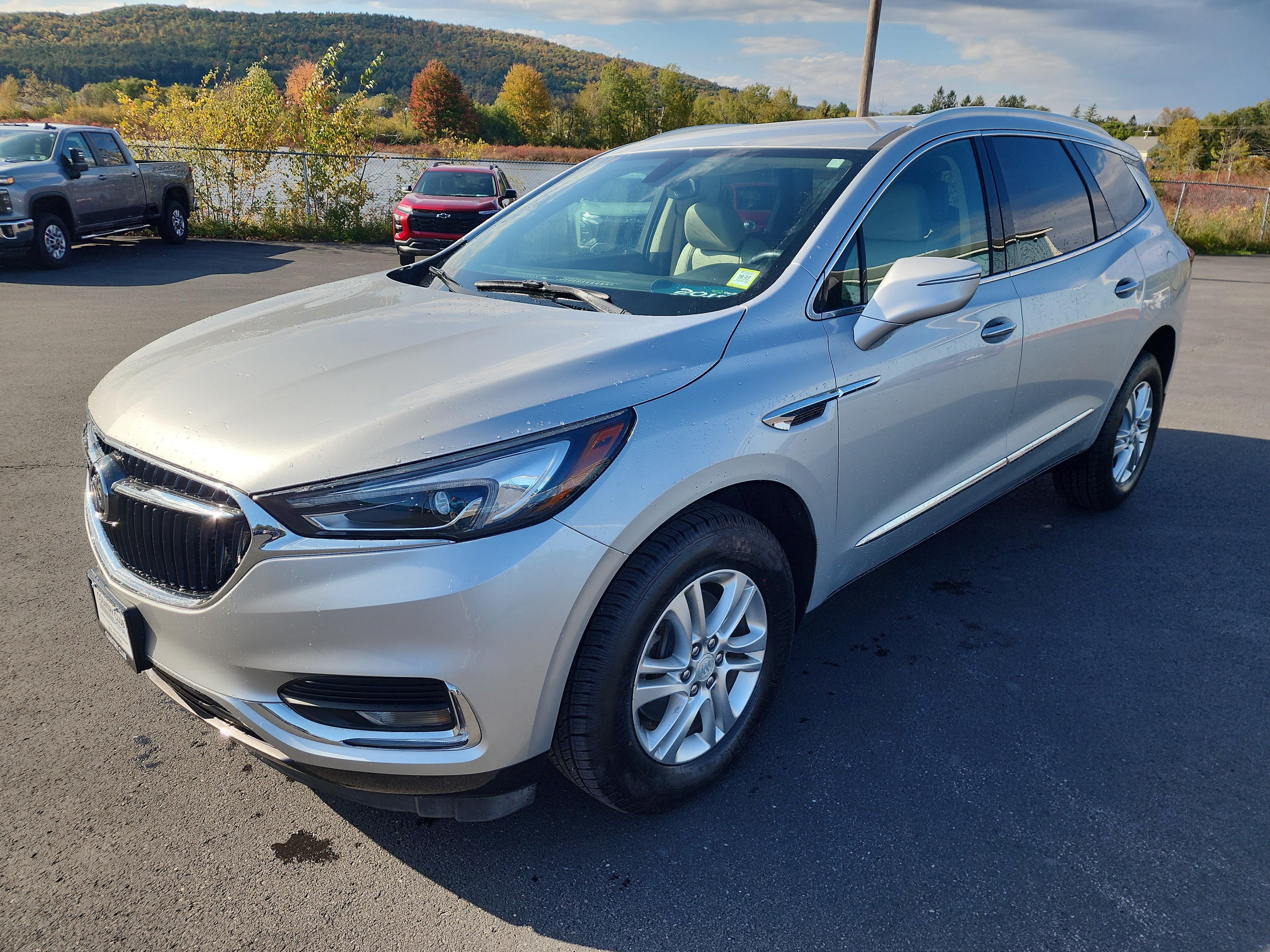 Certified 2019 Buick Enclave Essence AWD/4WD image 4