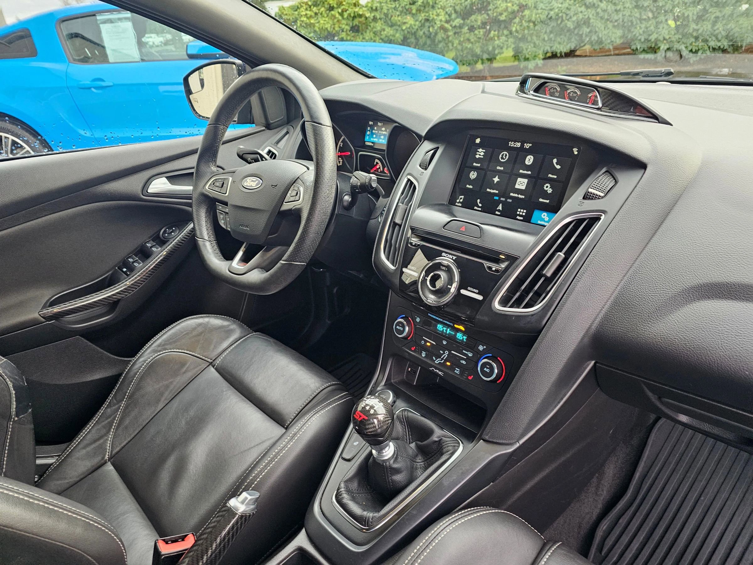 Used 2017 Ford Focus ST image 11