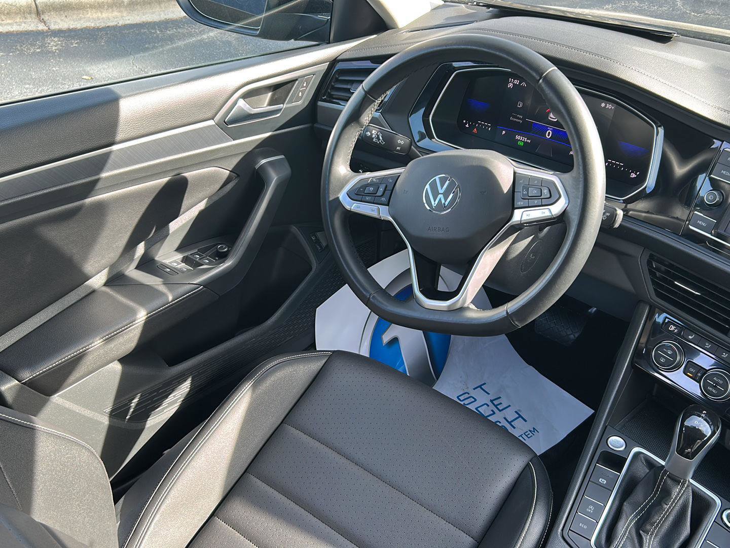 Used 2024 Volkswagen Jetta SE image 25