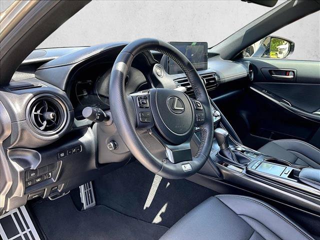 Used 2023 Lexus IS 350 F Sport RWD image 13