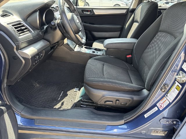Used 2019 Subaru Outback 2.5i Premium AWD/4WD image 18
