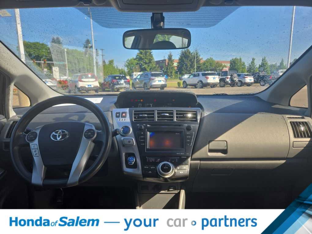 Used 2012 Toyota Prius V Three FWD image 11