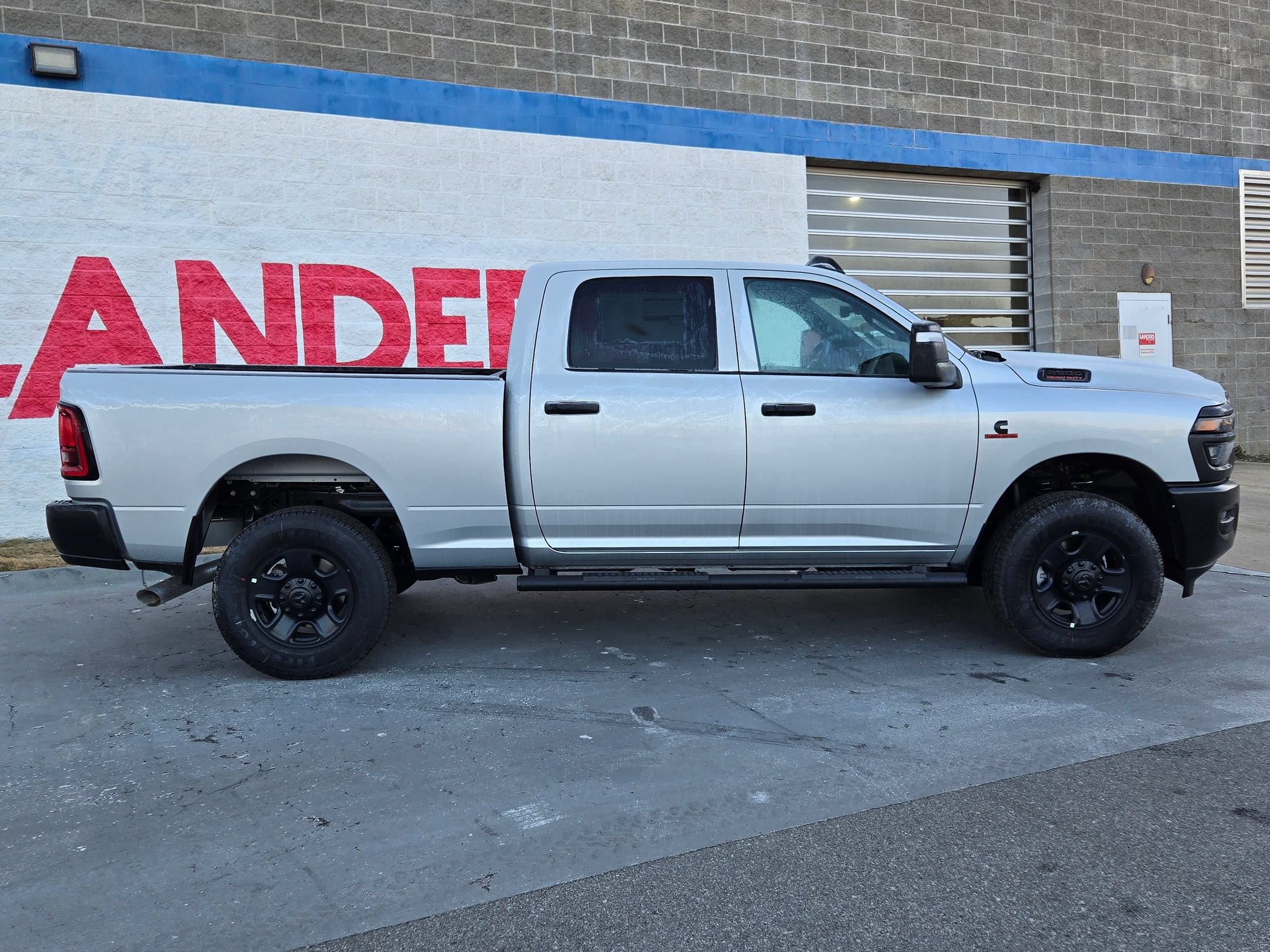 New 2026 RAM 2500 Tradesman AWD/4WD image 8