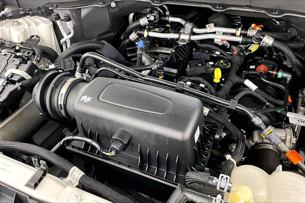 Certified 2024 Ford Explorer XLT AWD/4WD image 35