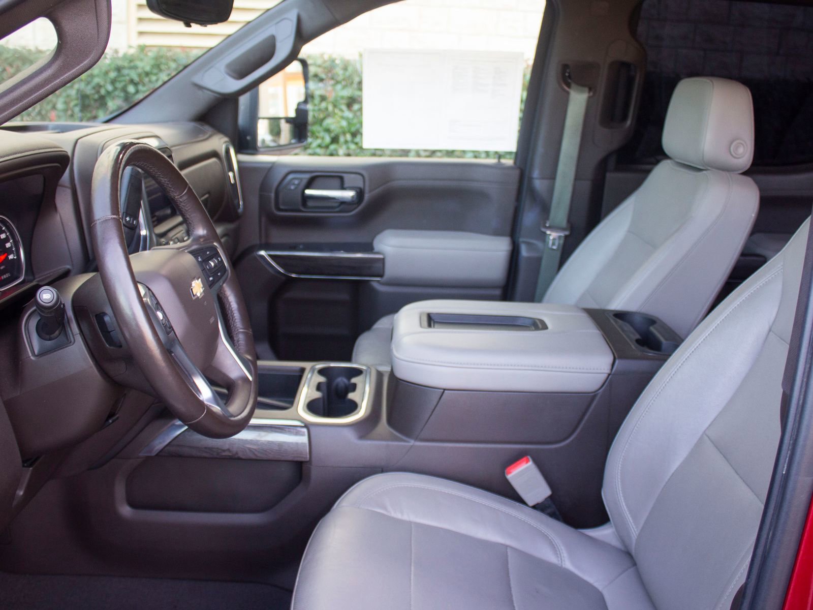 Used 2020 Chevrolet Silverado 1500 LTZ w/ LTZ Premium Package AWD/4WD image 13