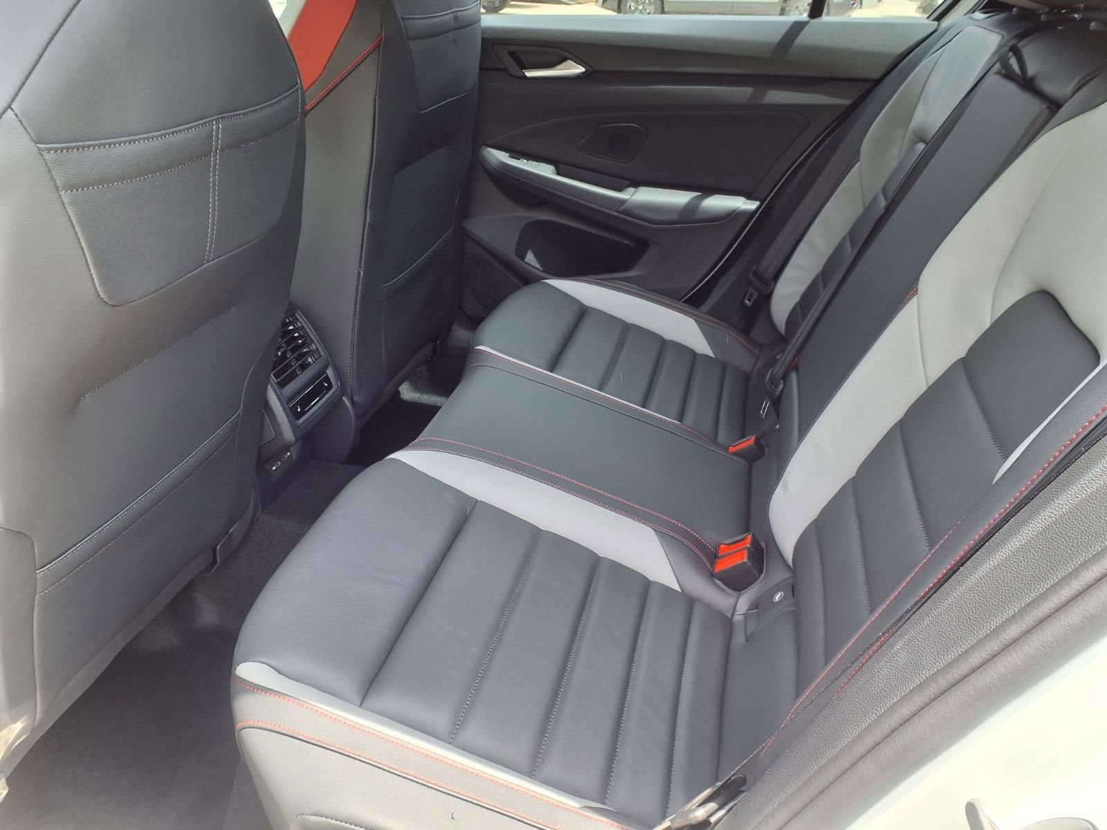 New 2026 Volkswagen GTI Autobahn image 9