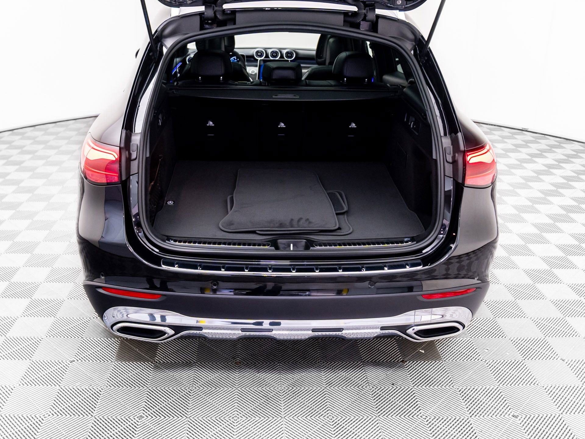 New 2026 Mercedes-Benz GLC 300 4MATIC image 31