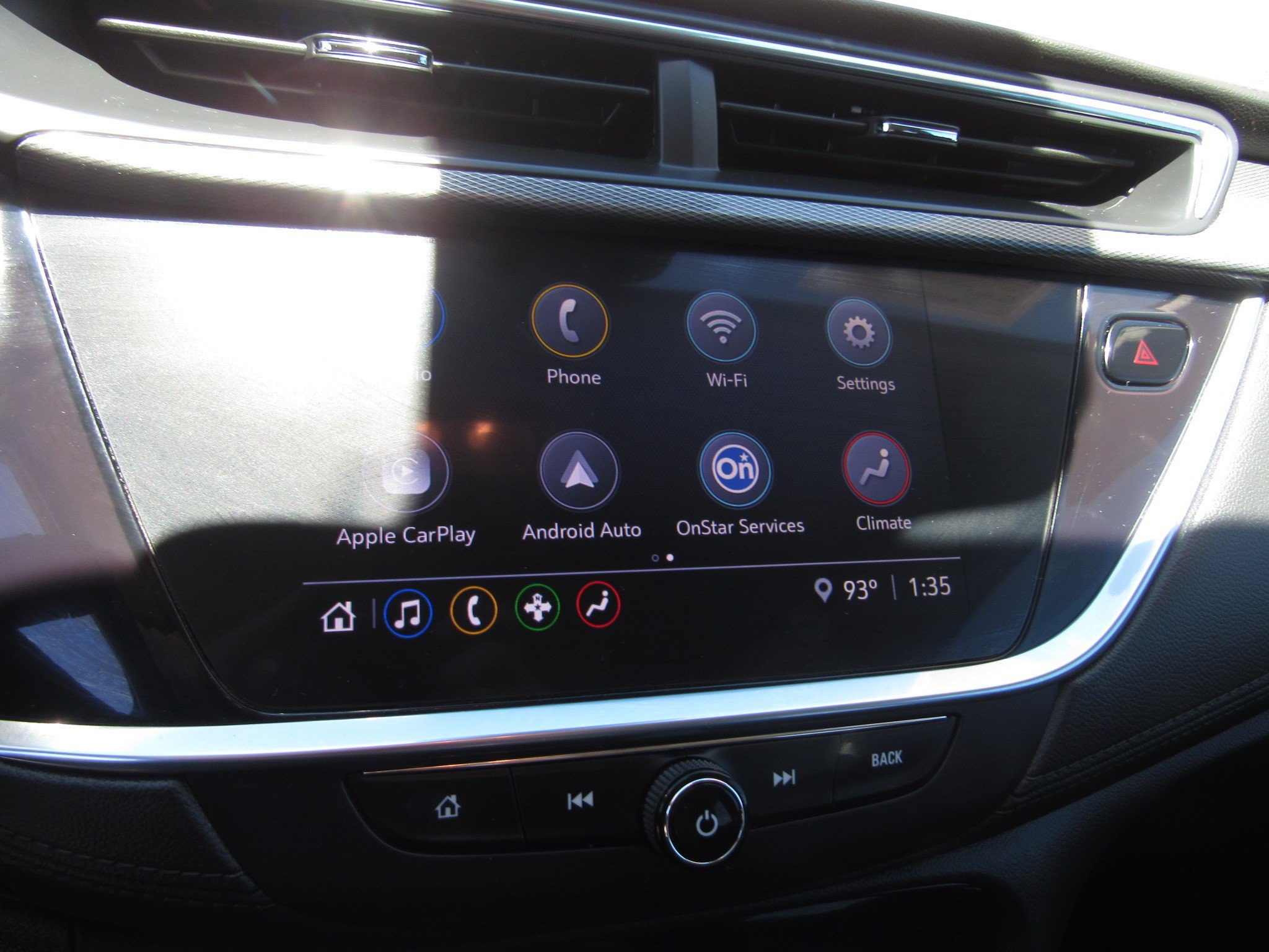 Used 2022 Buick Encore GX Select w/ Sport Touring Package FWD image 19