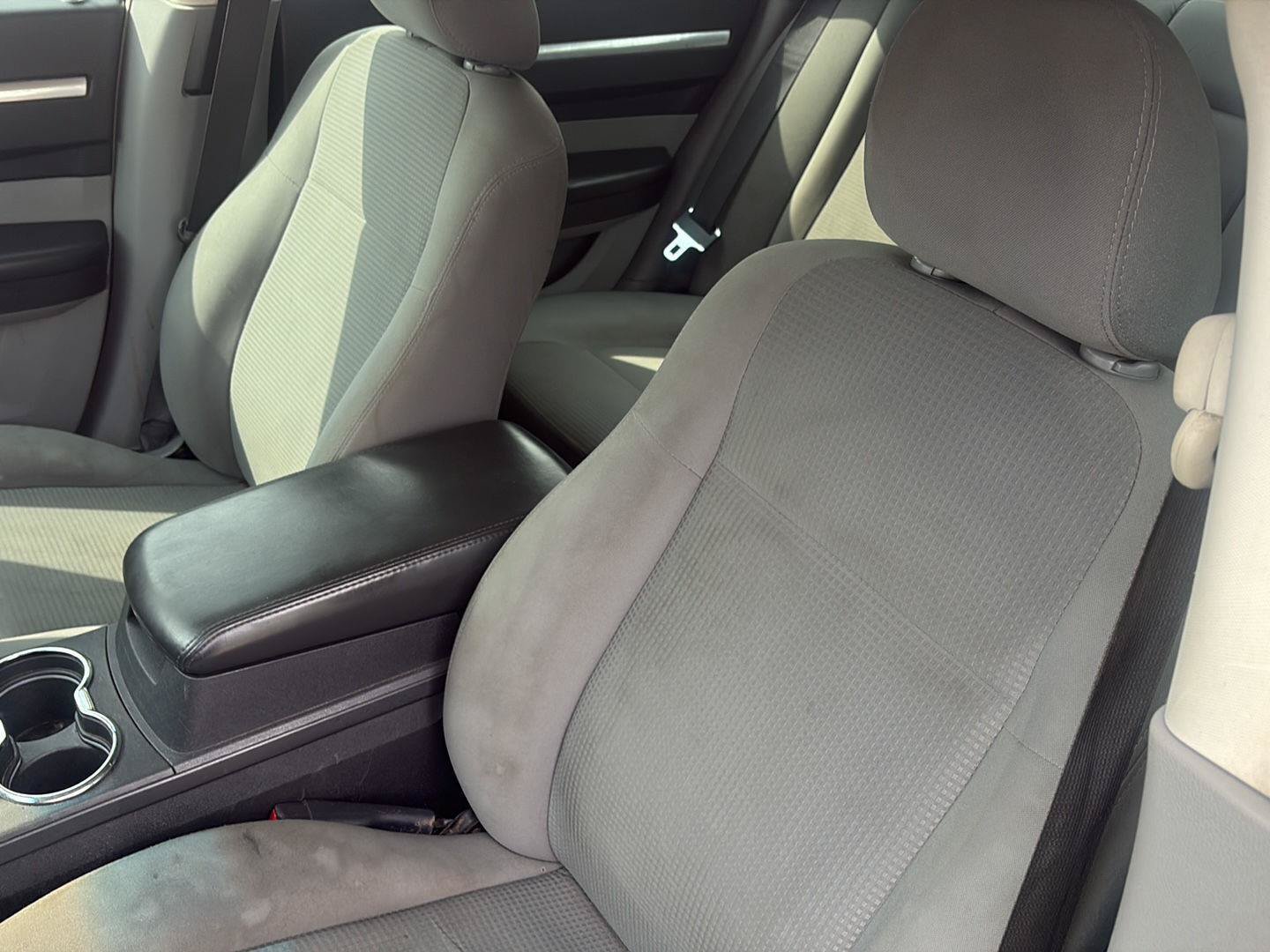 Used 2010 Dodge Charger SXT RWD image 12