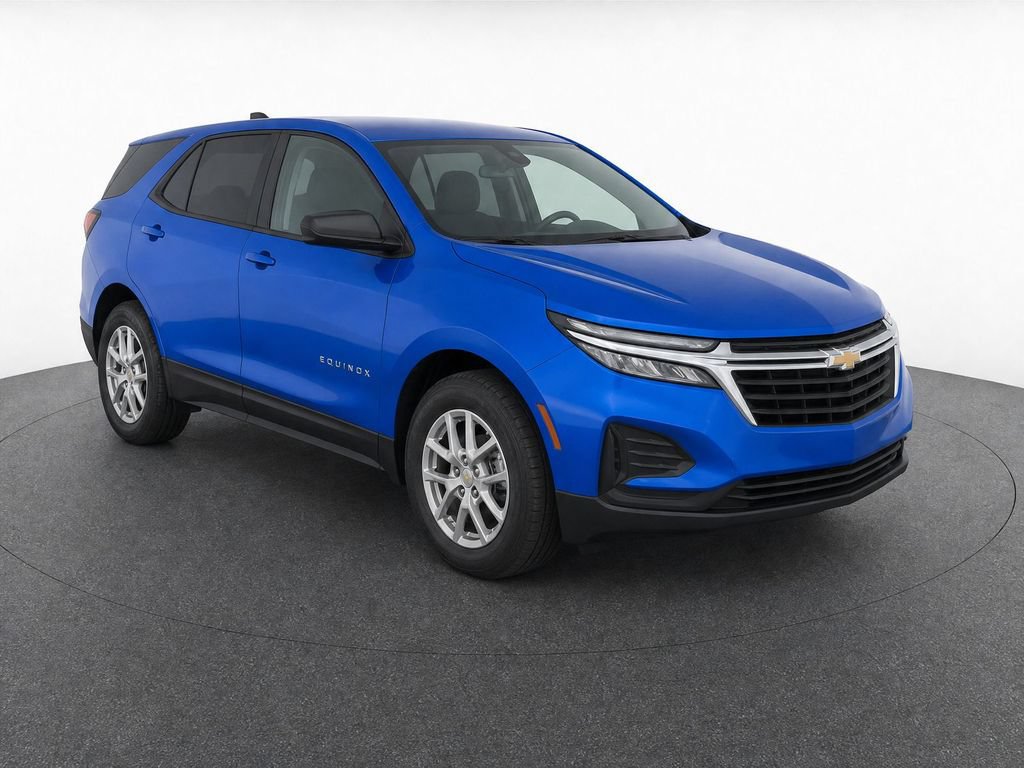 Used 2024 Chevrolet Equinox LS w/ LS Convenience Package FWD image 2