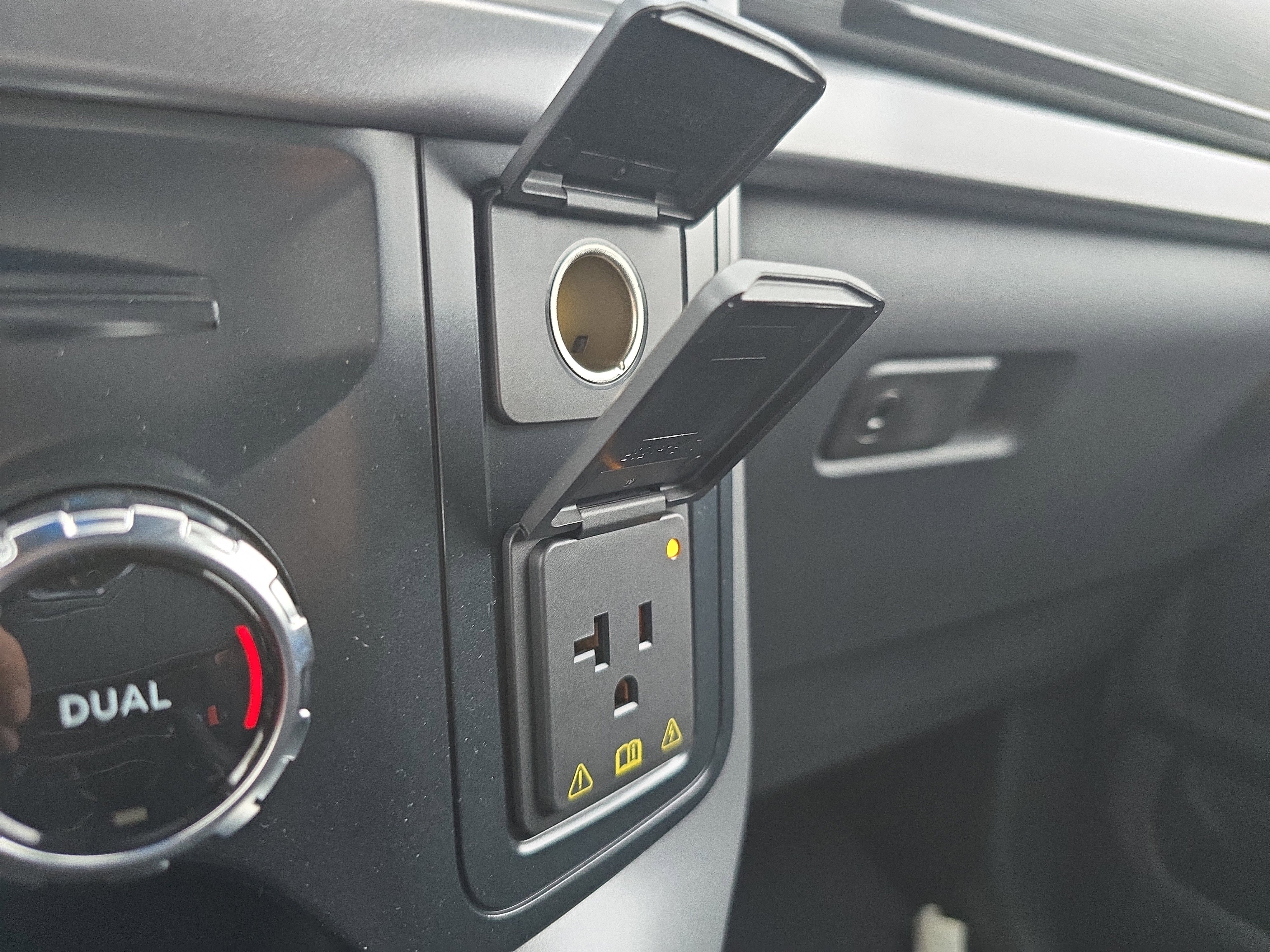 New 2025 Ford F150 XLT image 34