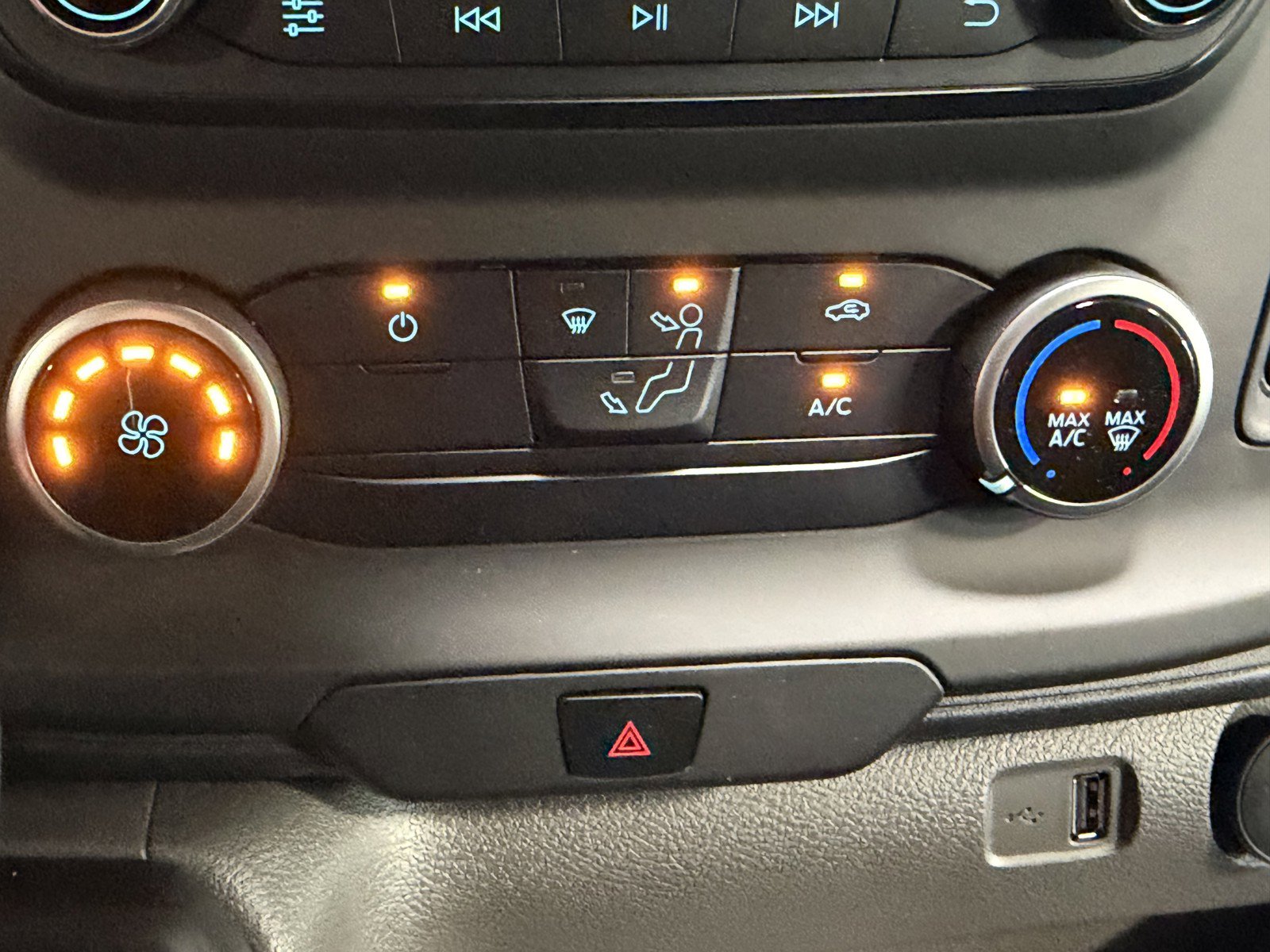 Used 2025 Ford Transit 250 Low Roof AWD image 14