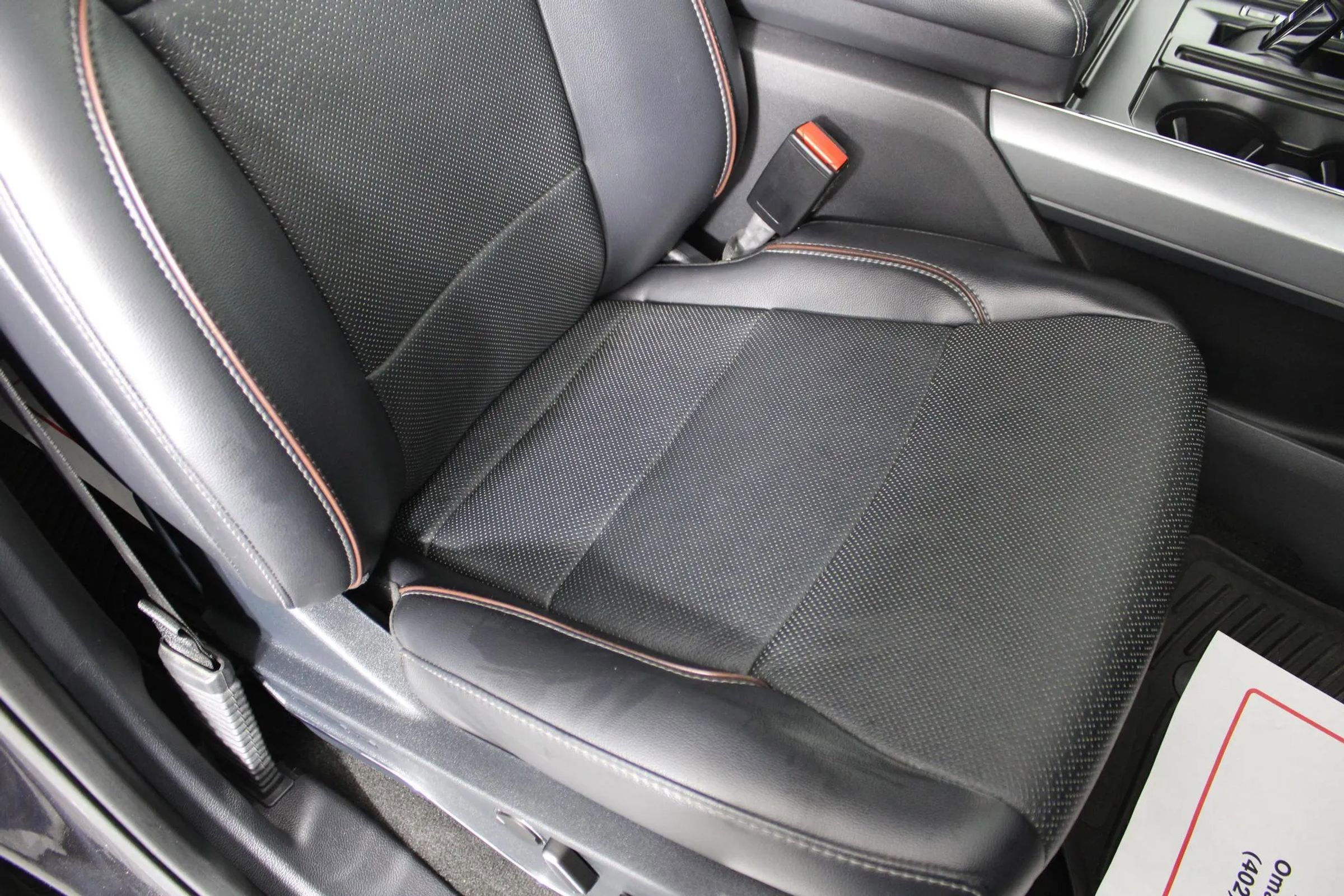 Used 2021 Ford F150 Lariat image 37