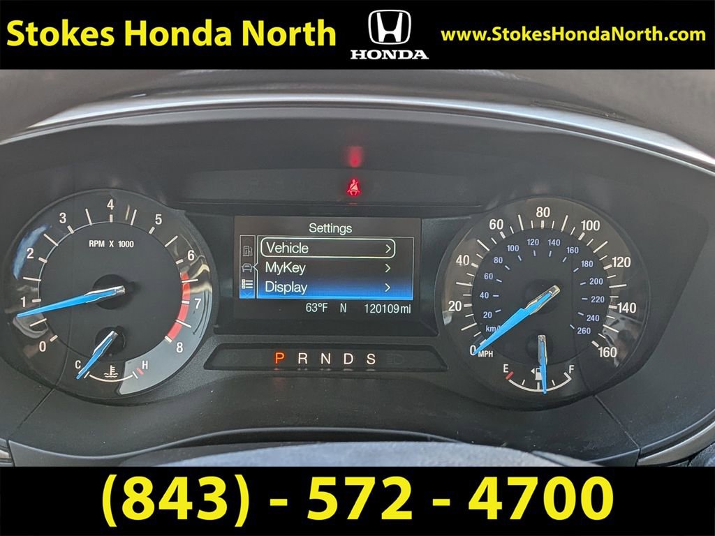 Used 2016 Ford Fusion SE image 25